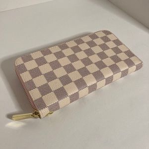 Women’s wallet/wristlet